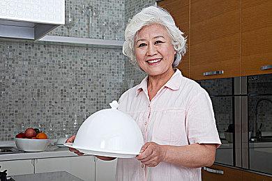 《地铁：逃离》前开发者新作《La Quimera》4月25日发售